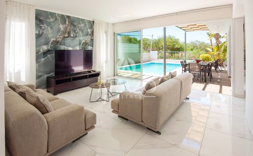 Villa in Ayia Napa, Cyprus 1