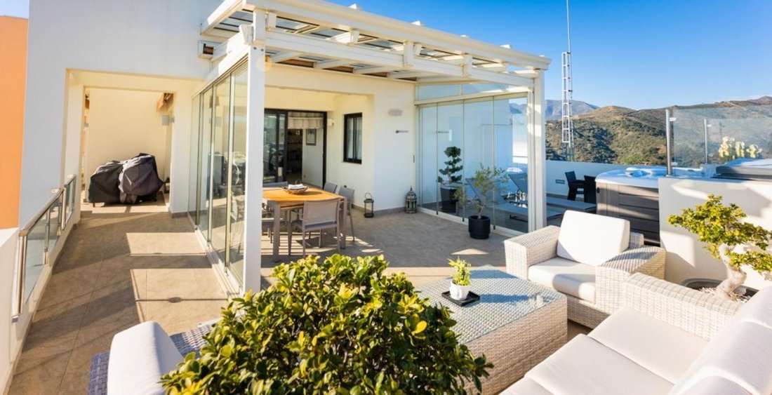 Apartment in Marbella, Andalusia, Spain 3 - 17914596
