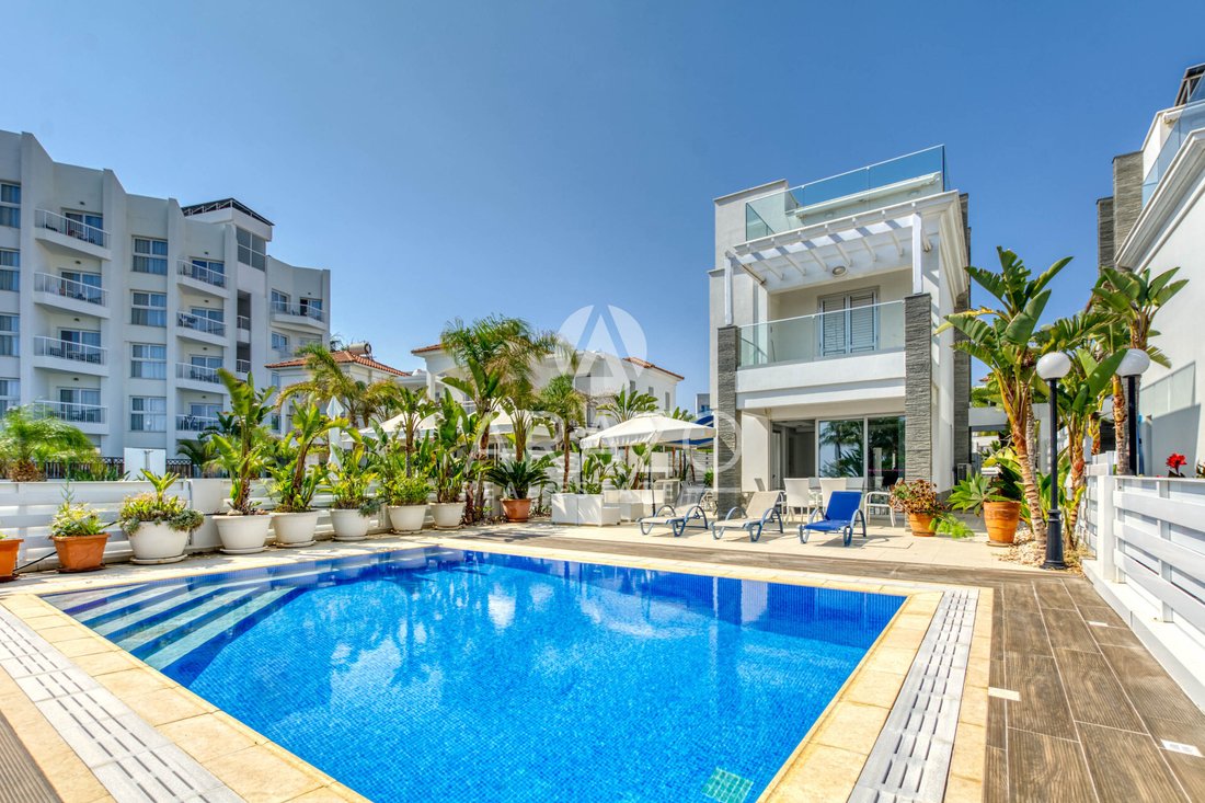 Villa in Paralimni, Famagusta, Cyprus 1 - 17914704
