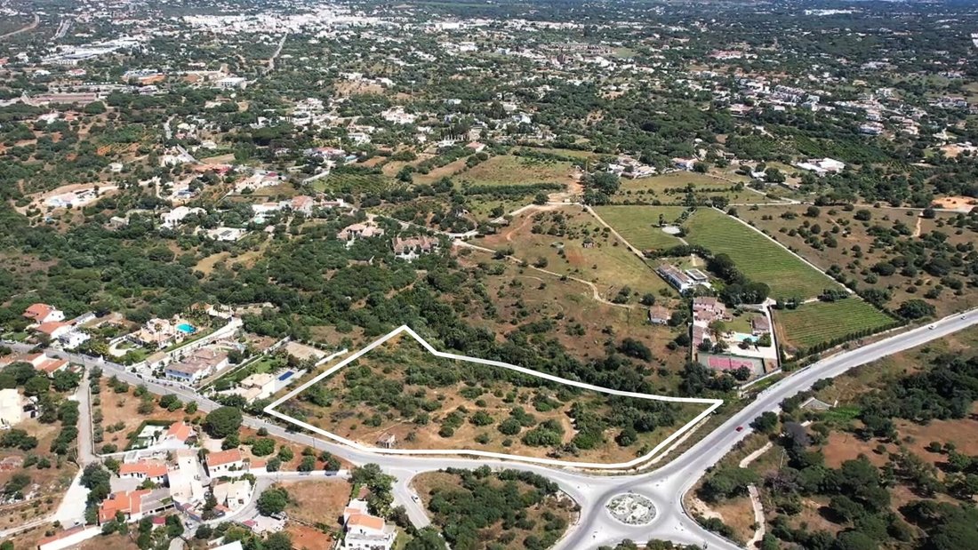 Land in Quarteira, Algarve, Portugal 2 - 17914601