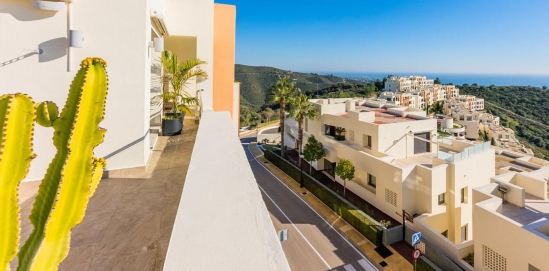 Apartment in Marbella, Andalusia, Spain 5 - 17914596