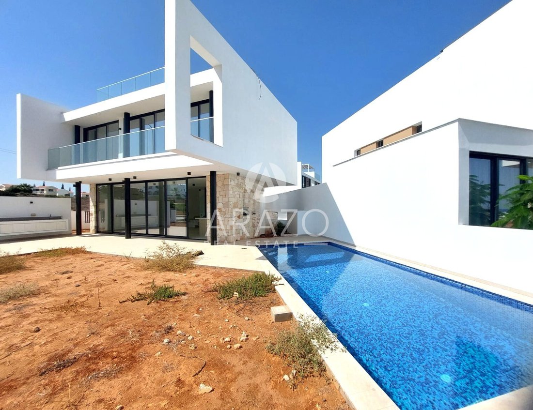 Villa in Paralimni, Famagusta, Cyprus 1 - 17914677