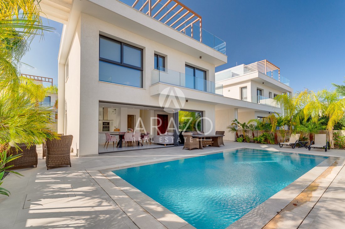 Villa in Paralimni, Famagusta, Cyprus 1 - 17914691