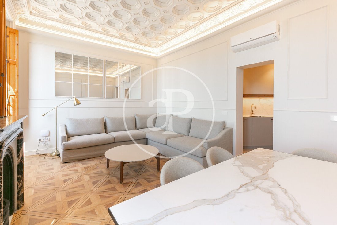 Apartment in Ciutat Vella, Barcelona, Spain 4 - 17914862