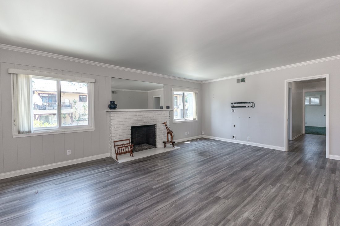 Condo in Altadena, California, United States 5 - 17914583