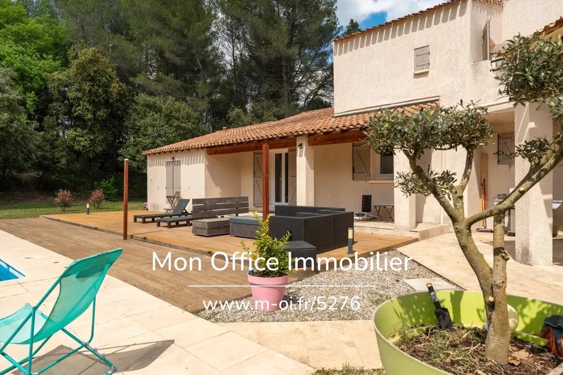 House in Peyrolles-en-Provence, Provence-Alpes-Côte d'Azur, France 3 - 17914641