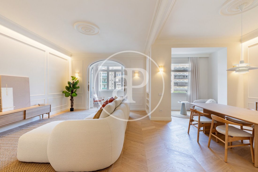 Apartment in Eixample, Barcelona, Spain 1 - 17914828