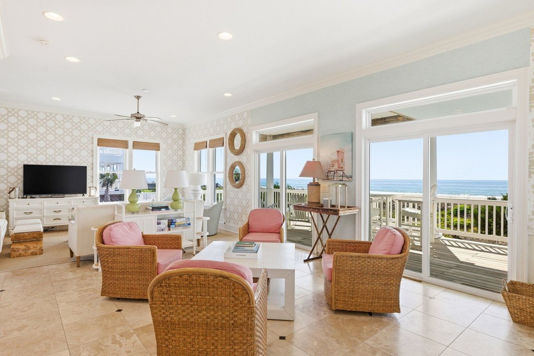 Topsail Beach, North Carolina, United States 4 - 17914575