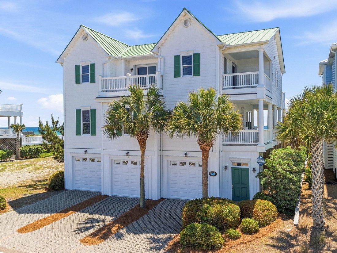 Topsail Beach, North Carolina, United States 2 - 17914575