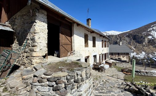 House in Valloire, Auvergne-Rhône-Alpes, France 1