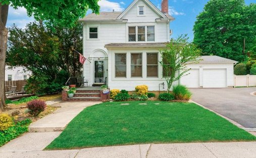 House in Great Neck, New York, United States 1