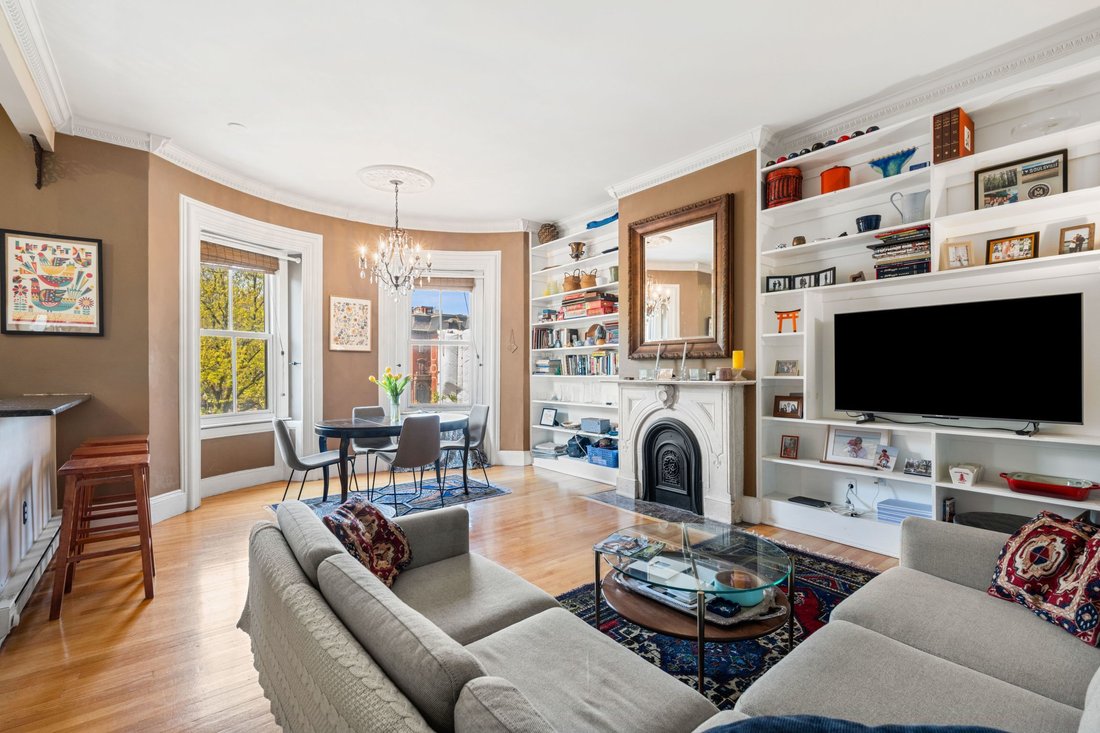 Condo in Boston, Massachusetts, United States 1 - 17914580
