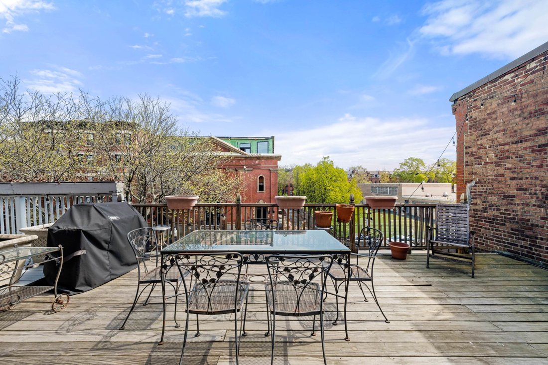 Condo in Boston, Massachusetts, United States 2 - 17914580