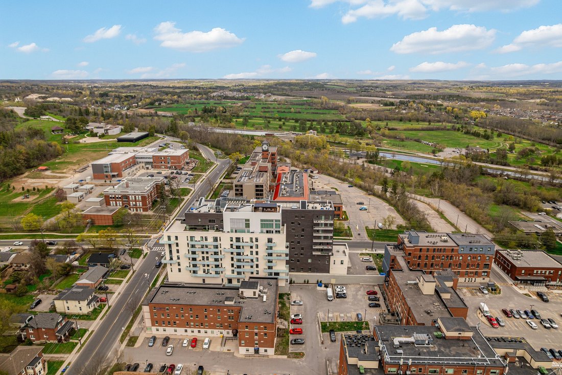 Condo in Peterborough, Ontario, Canada 4 - 17914586