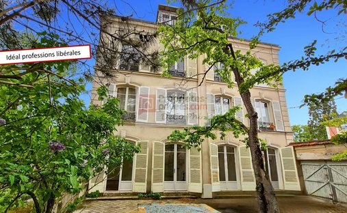 Wohnung in Nationales Schlossgebiet, Versailles, Frankreich 1