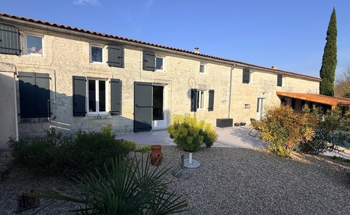 House in Centre, Saintes, France 1
