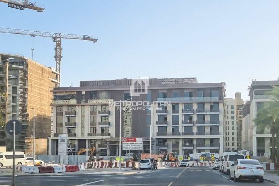 Apartment in Umm Suqeim, Dubai, United Arab Emirates 1 - 17915293