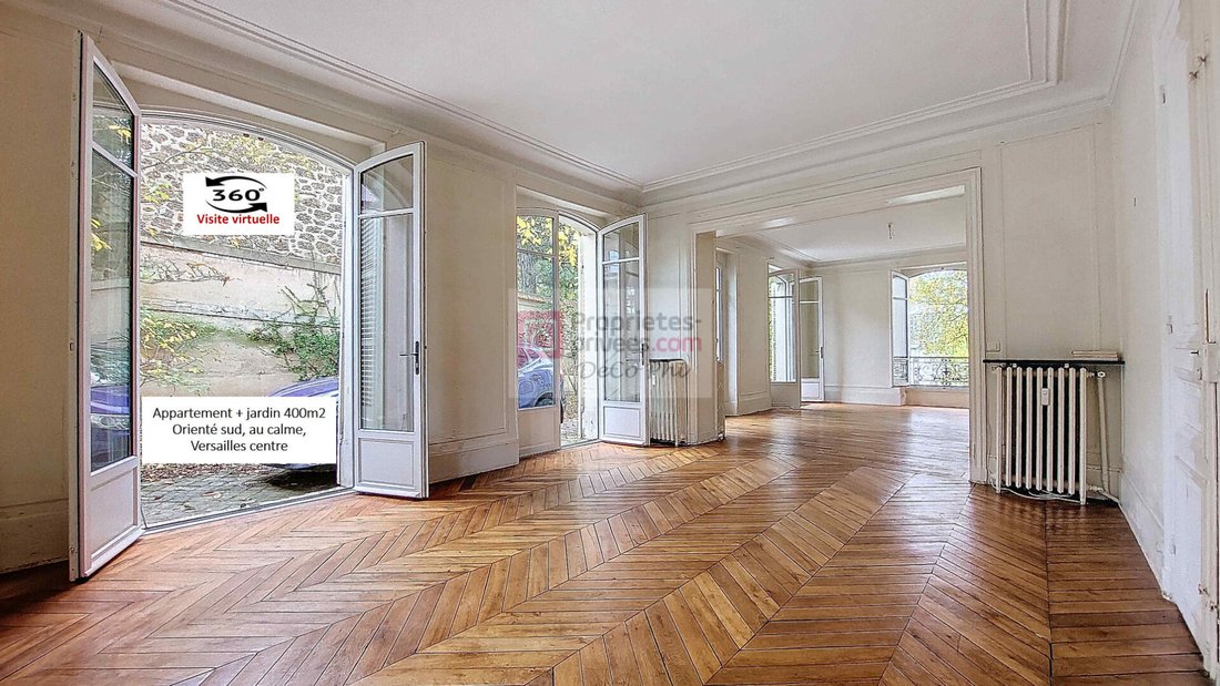 Apartment in Domaine National du Château, Versailles, France 2 - 17914976