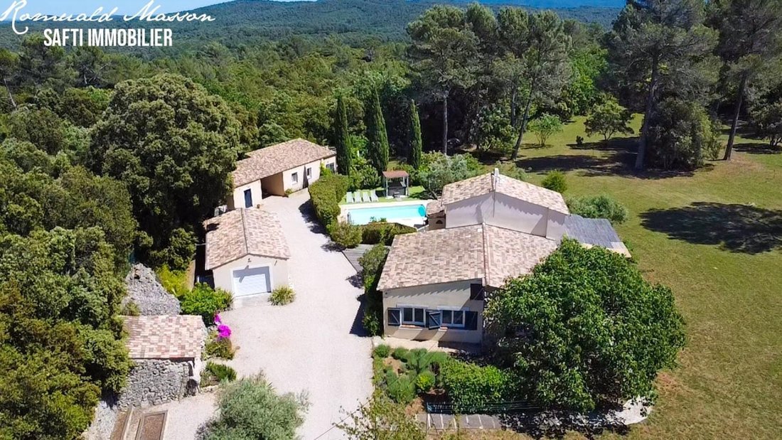 House in Besse-sur-Issole, Provence-Alpes-Côte d'Azur, France 3 - 17860599