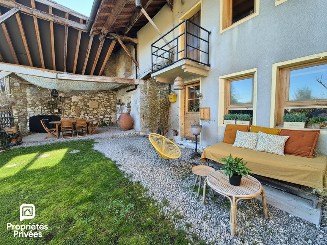 Villa in Collonges, Auvergne-Rhône-Alpes, France 3 - 17914885