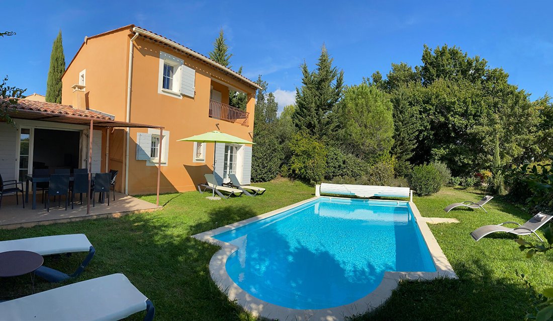 House in Saint-Saturnin-lès-Apt, Provence-Alpes-Côte d'Azur, France 3 - 17915304