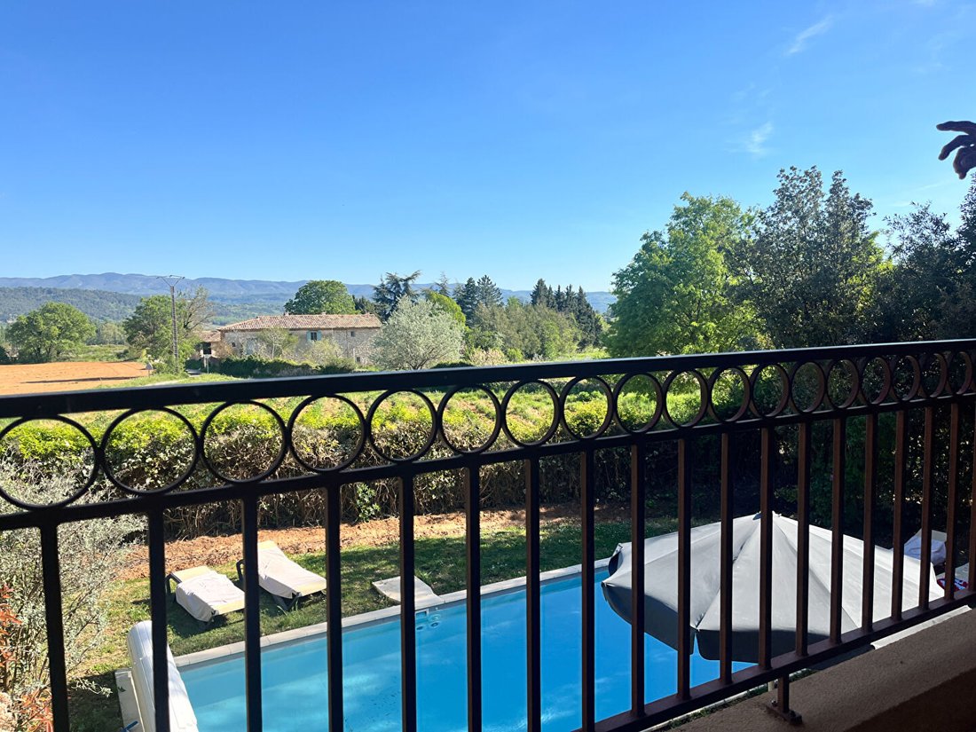 House in Saint-Saturnin-lès-Apt, Provence-Alpes-Côte d'Azur, France 2 - 17915304