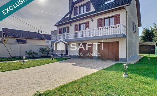 House in Bercheres Nord, Pontault-Combault, France 1