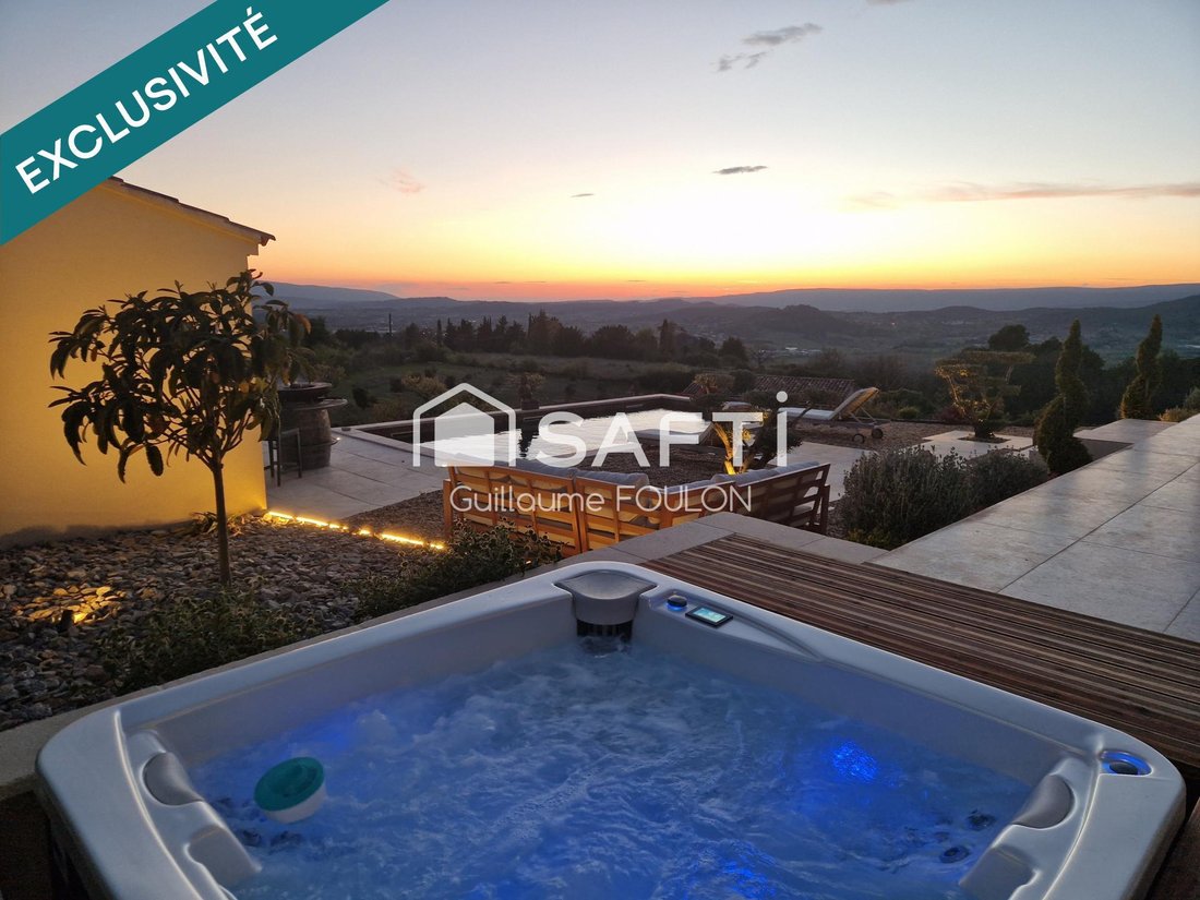 House in Apt, Provence-Alpes-Côte d'Azur, France 1 - 17567934
