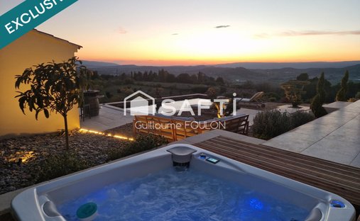 House in Apt, Provence-Alpes-Côte d'Azur, France 1