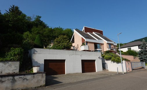 Villa in Sud Ouest, Wintzenheim, France 1