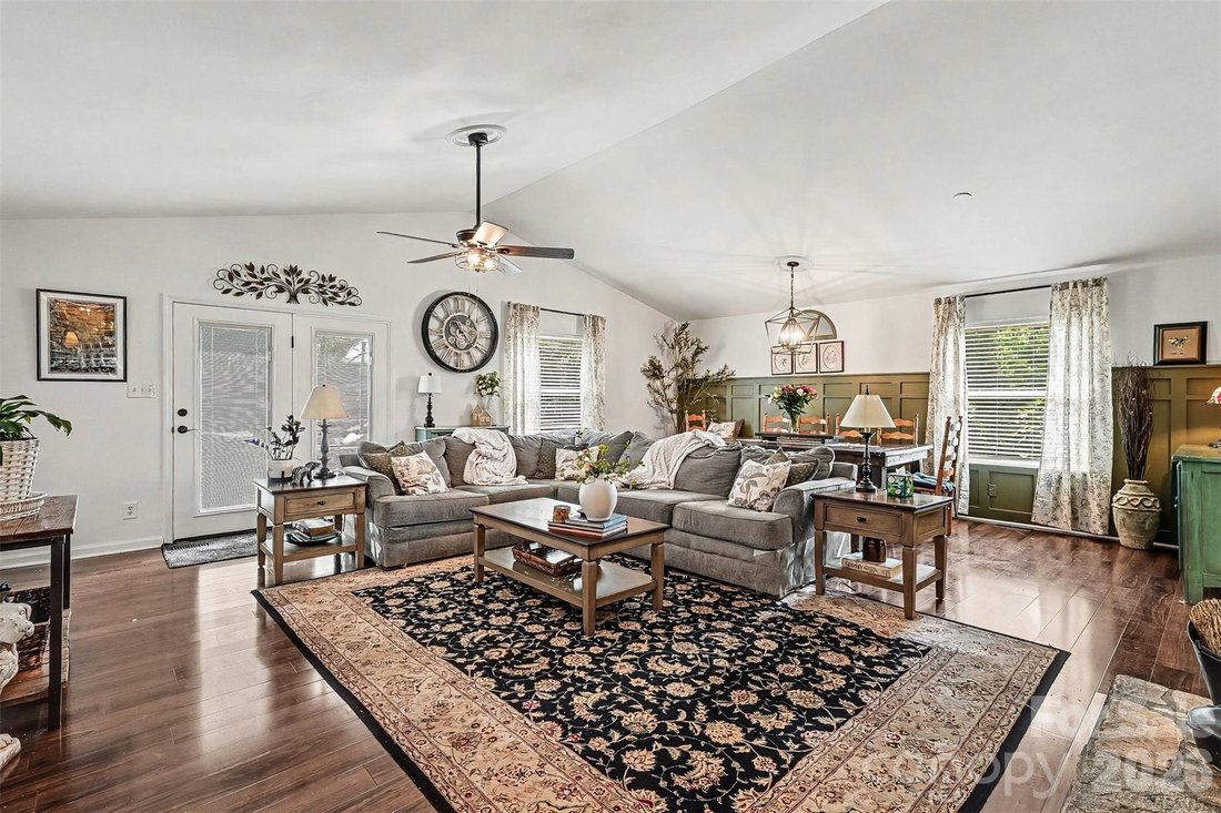 House in Charlotte, North Carolina, United States 5 - 17915359