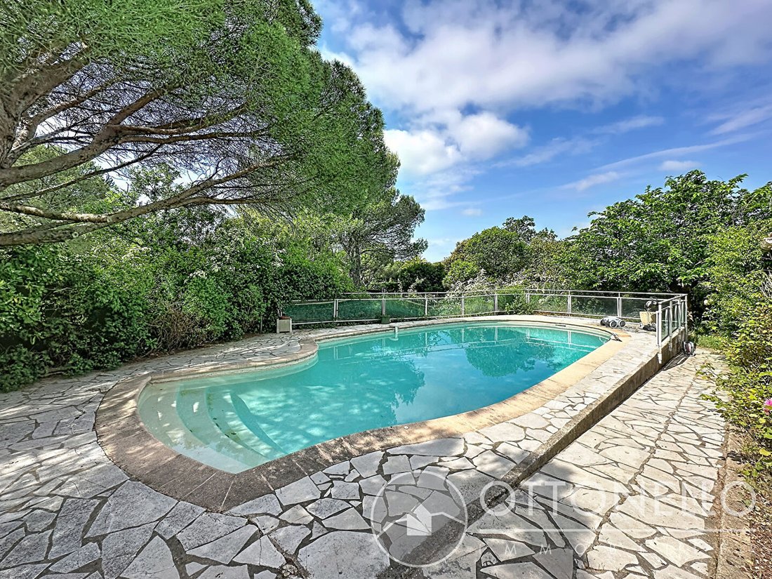 Villa in La Bouverie, Roquebrune-sur-Argens, France 2 - 17914752