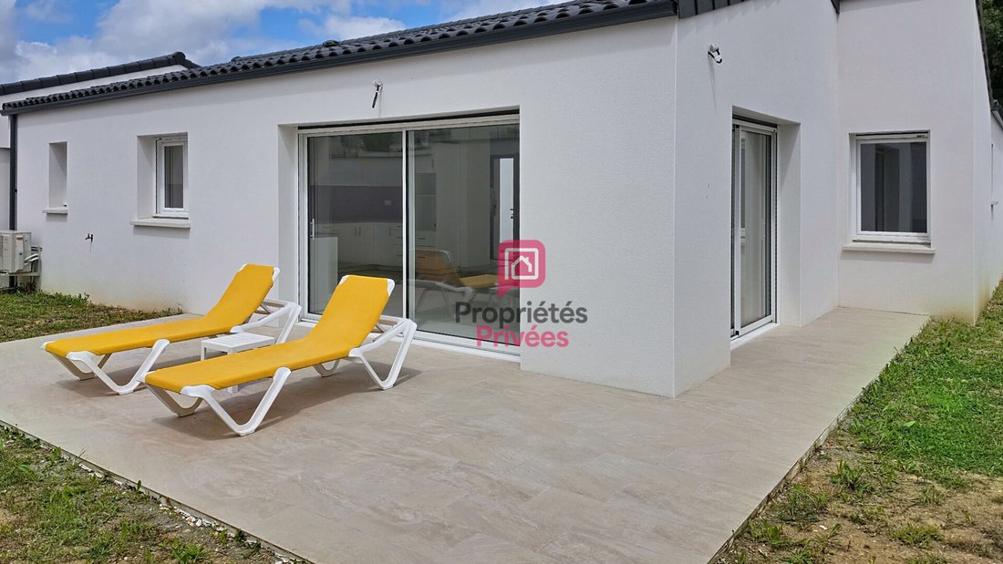 Villa in Vaux-sur-Mer, Nouvelle-Aquitaine, France 1 - 17914784