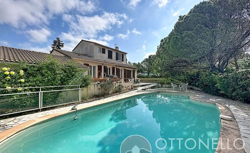 Villa in La Bouverie, Roquebrune-sur-Argens, France 1