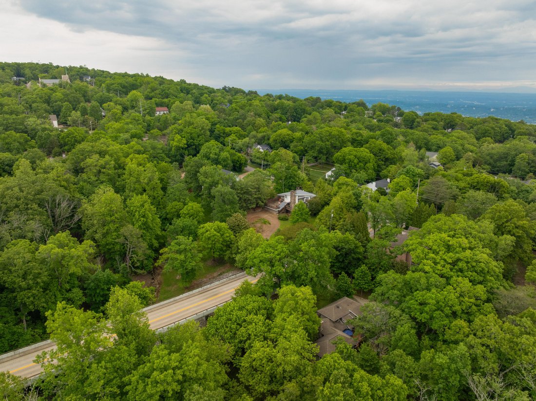 House in Lookout Mountain, Tennessee, United States 2 - 17915555