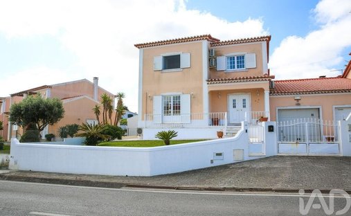 Townhouse in A dos Cunhados e Maceira, Lisbon, Portugal 1