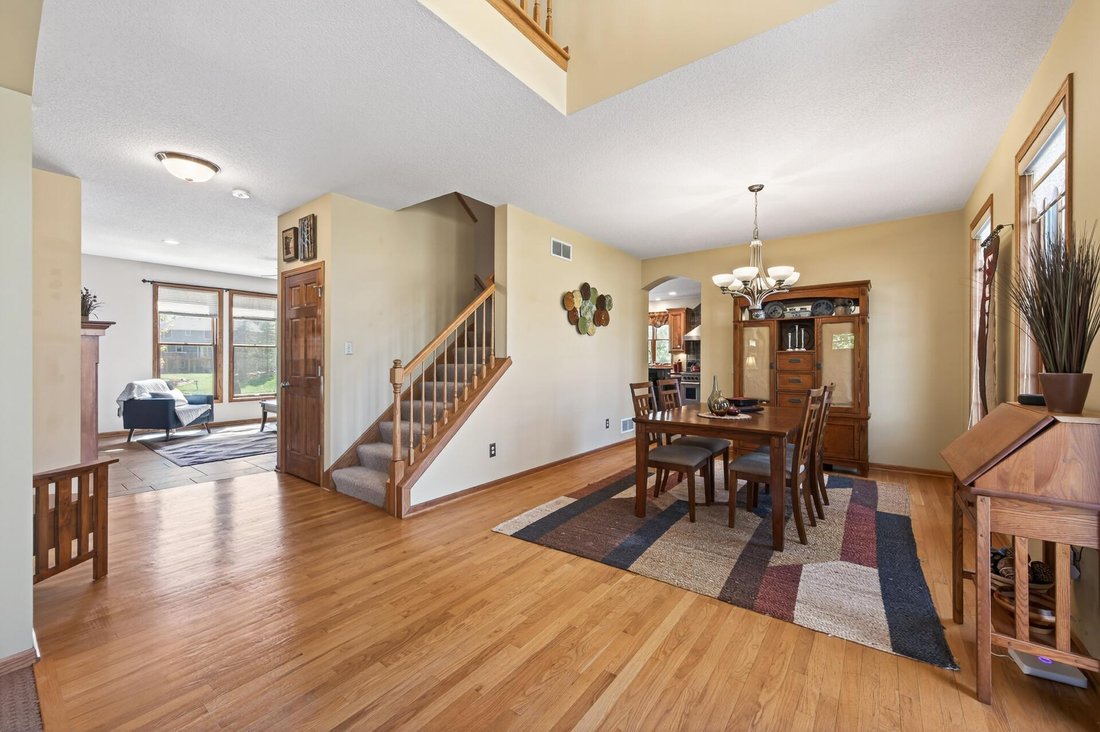 House in Maple Grove, Minnesota, United States 5 - 17915571
