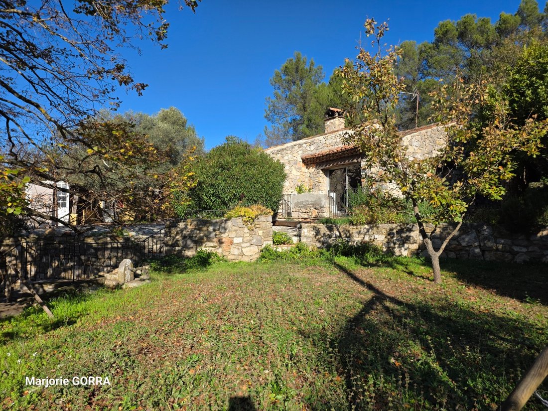 Villa in Rougiers, Provence-Alpes-Côte d'Azur, France 3 - 17914753