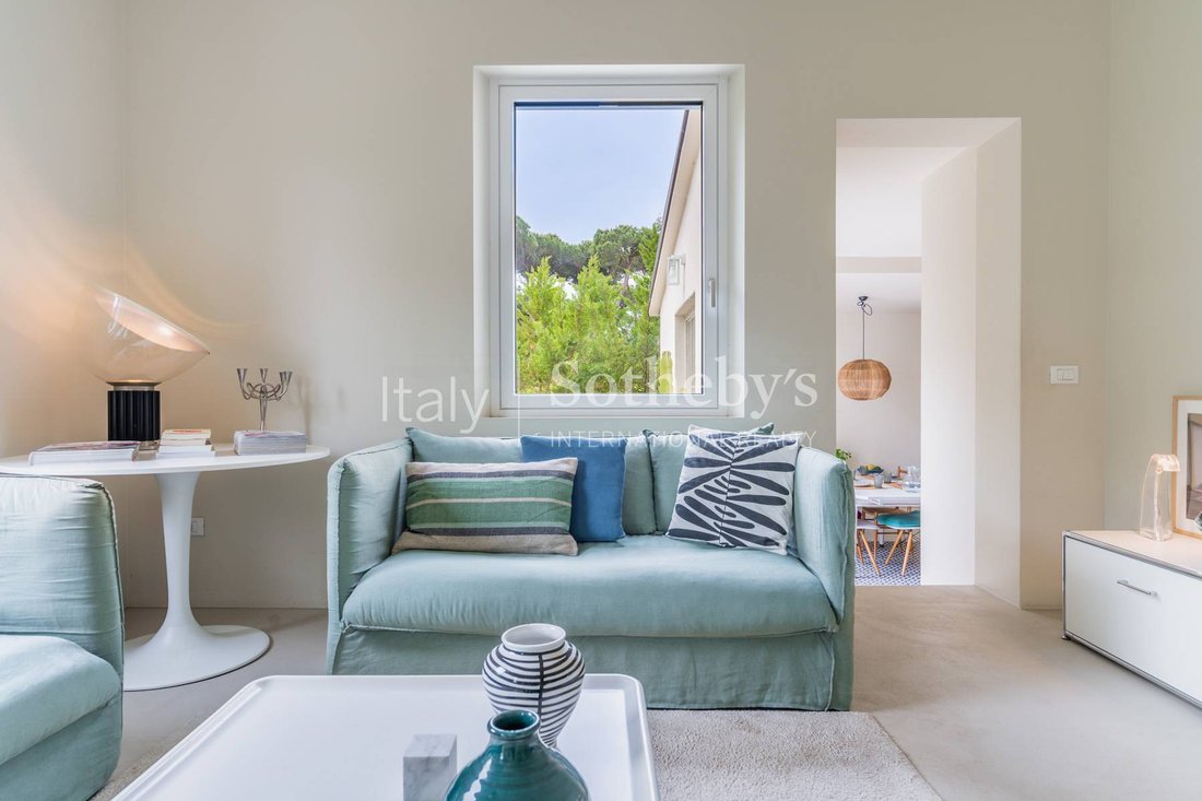 House in Ronchi, Massa, Italy 3 - 17914685