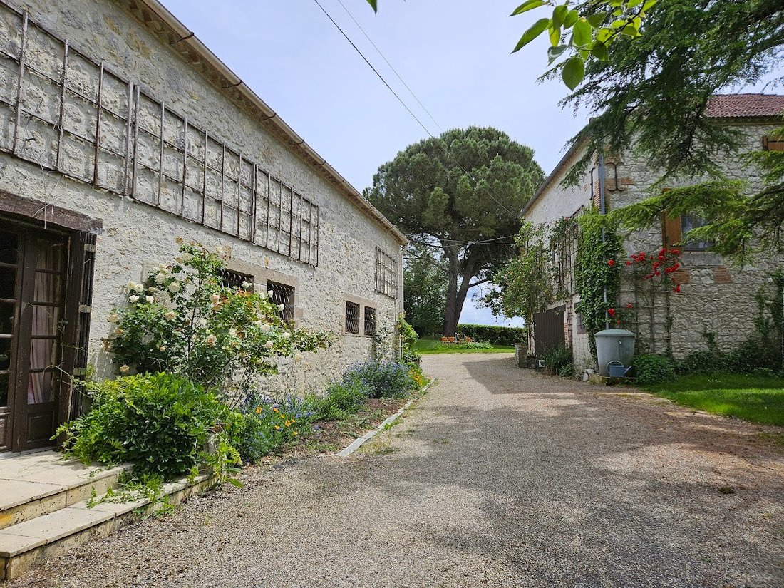 Villa in Perville, Occitania, France 4 - 17907404