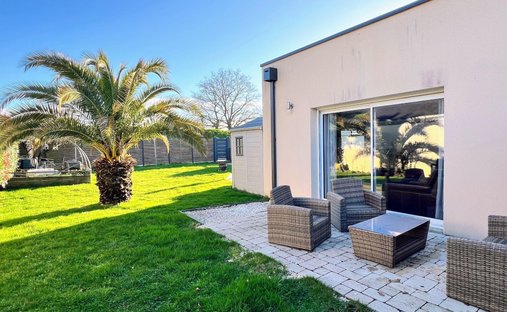 House in Bouchemaine, Pays de la Loire, France 1