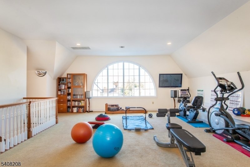 House in Montclair, New Jersey, United States 5 - 17915558