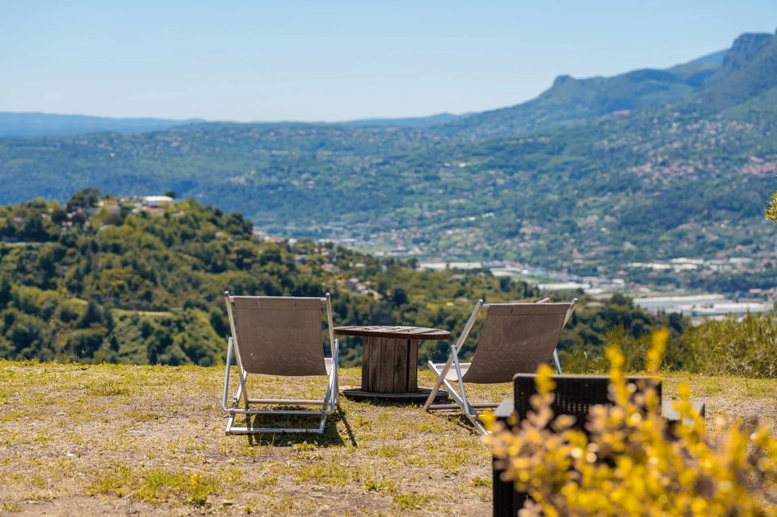 Villa à Aspremont, Provence-Alpes-Côte d'Azur, France 1 - 17915051