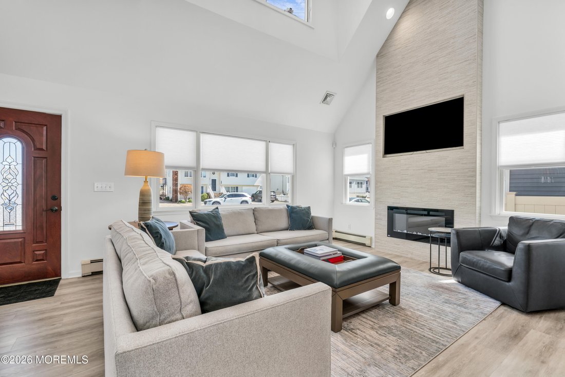 House in Seaside Park, New Jersey, United States 4 - 17915544