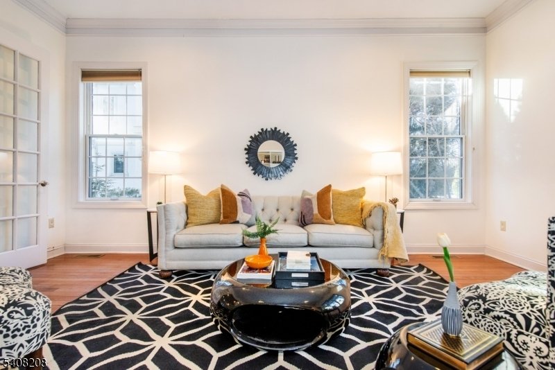 House in Montclair, New Jersey, United States 3 - 17915558
