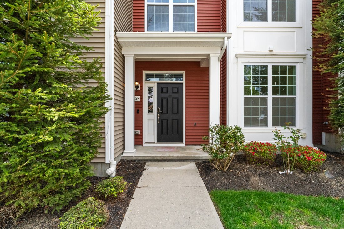Condo in Westborough, Massachusetts, United States 2 - 17915604