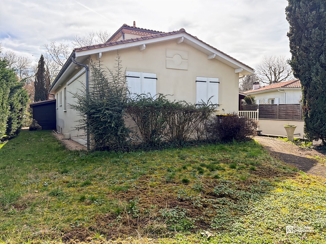Villa in Sud, Léognan, France 2 - 17914875