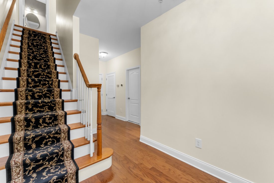 Condo in Westborough, Massachusetts, United States 3 - 17915604