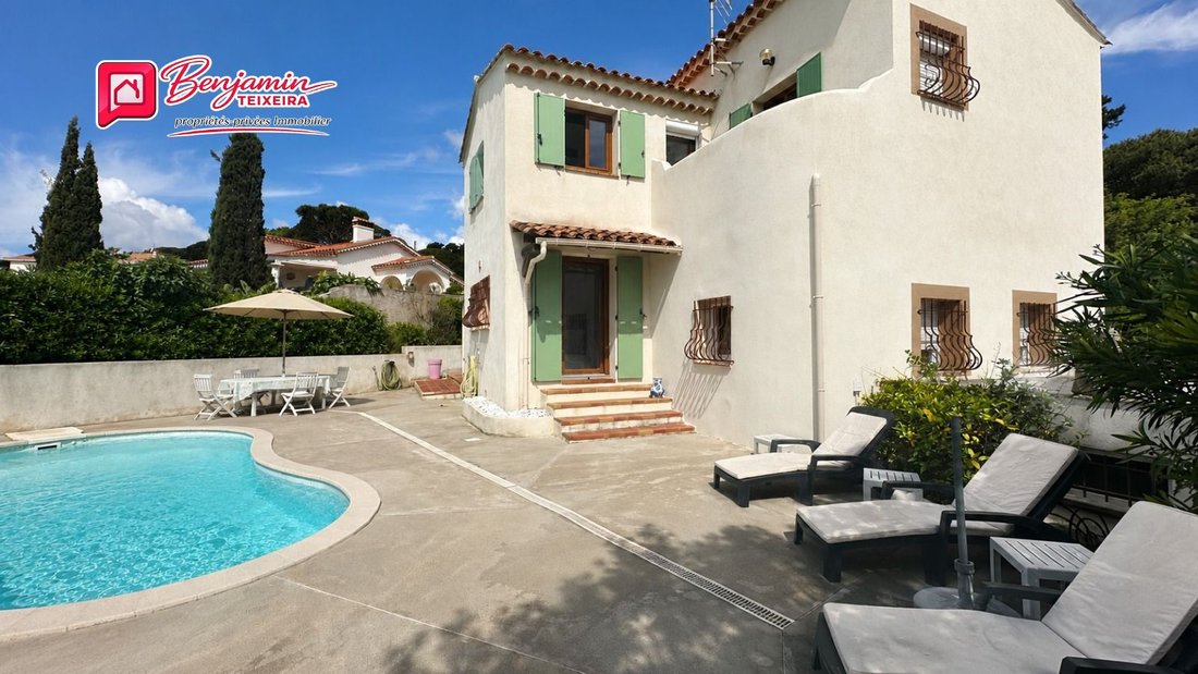 Villa in Nartelle-Noyer-Bellevue-bd des Sardinaux, Sainte-Maxime, France 1 - 17907412