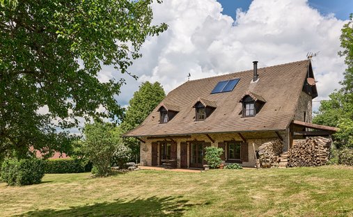 Villa en Bournois, Borgoña-Franco Condado, Francia 1